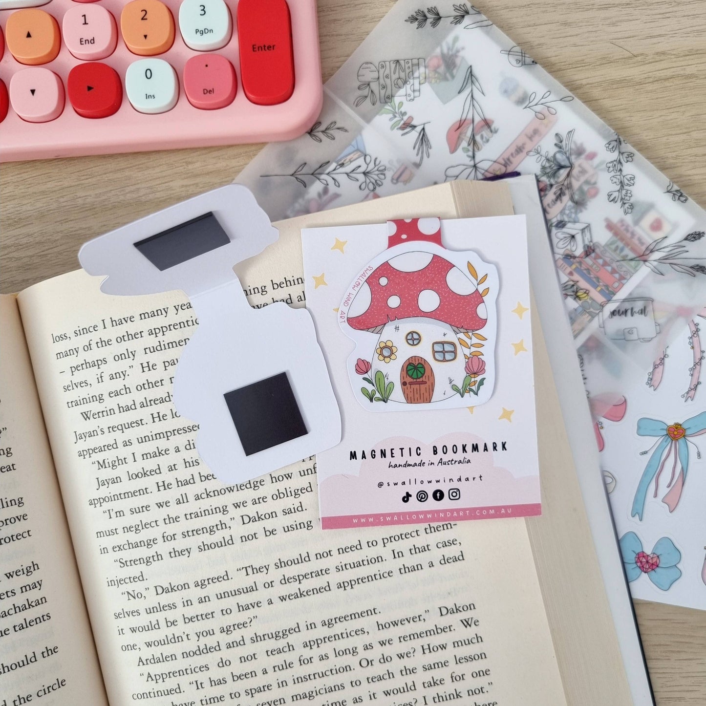 Magnetic Bookmark - Mushroom House